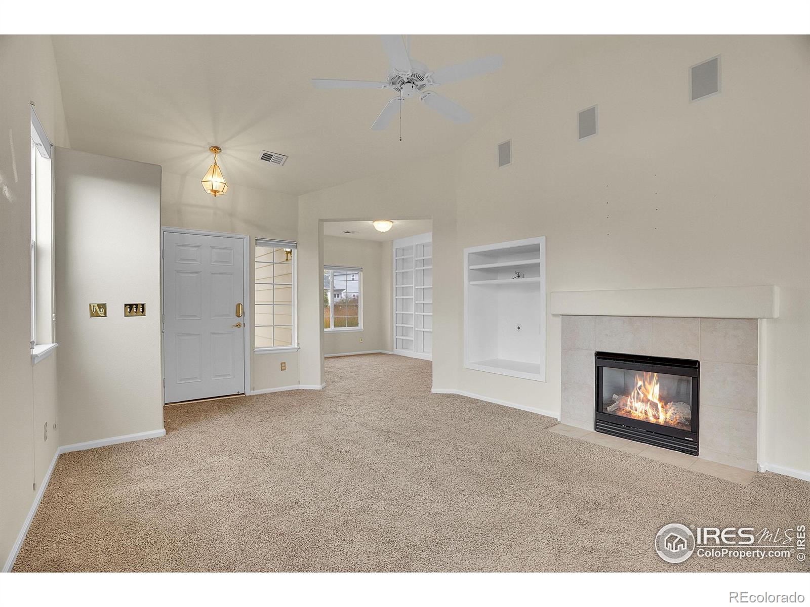 MLS Image #4 for 215  elizabeth st cir,dacono, Colorado