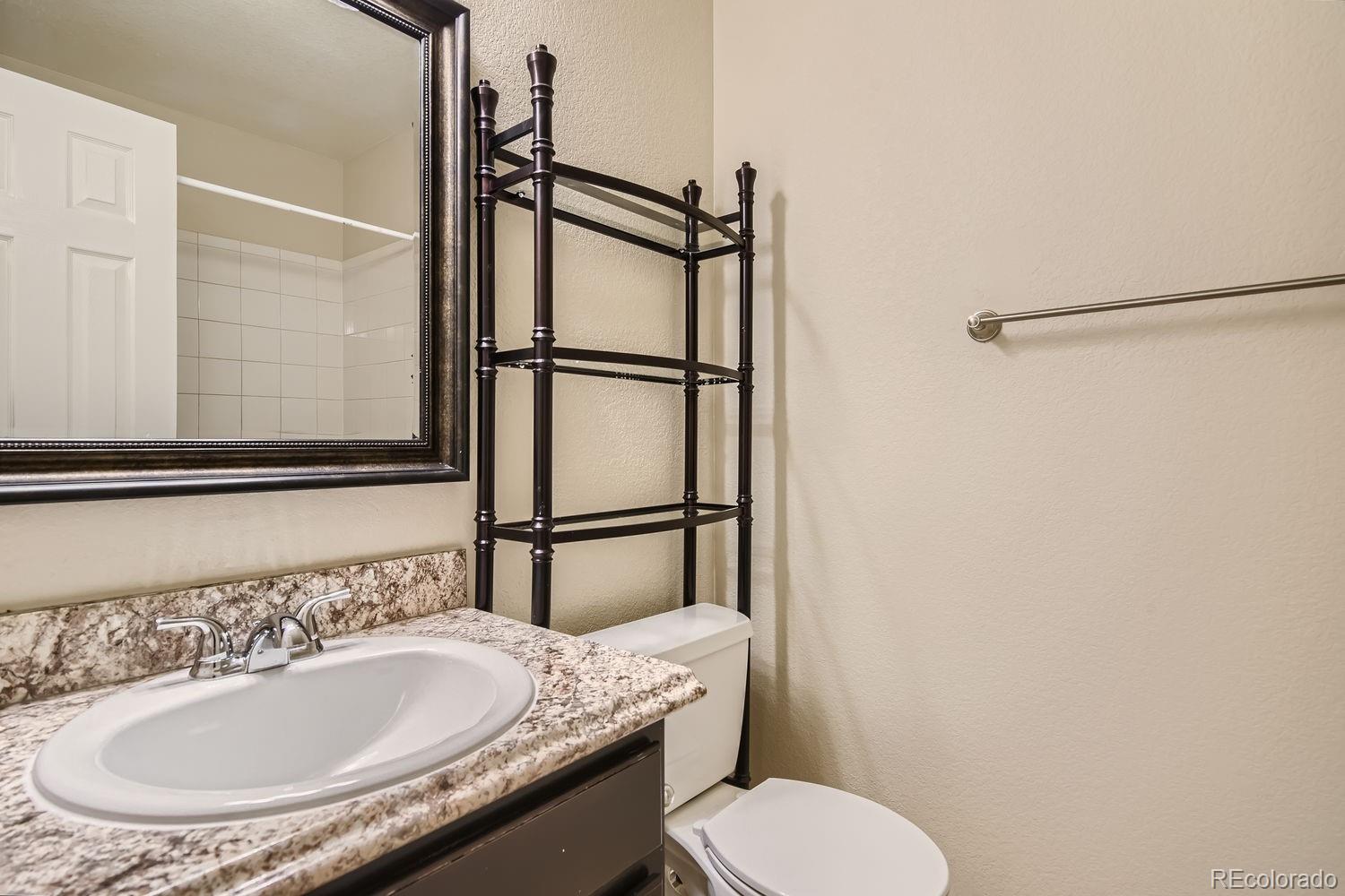 MLS Image #10 for 1127 s ventura circle b,aurora, Colorado