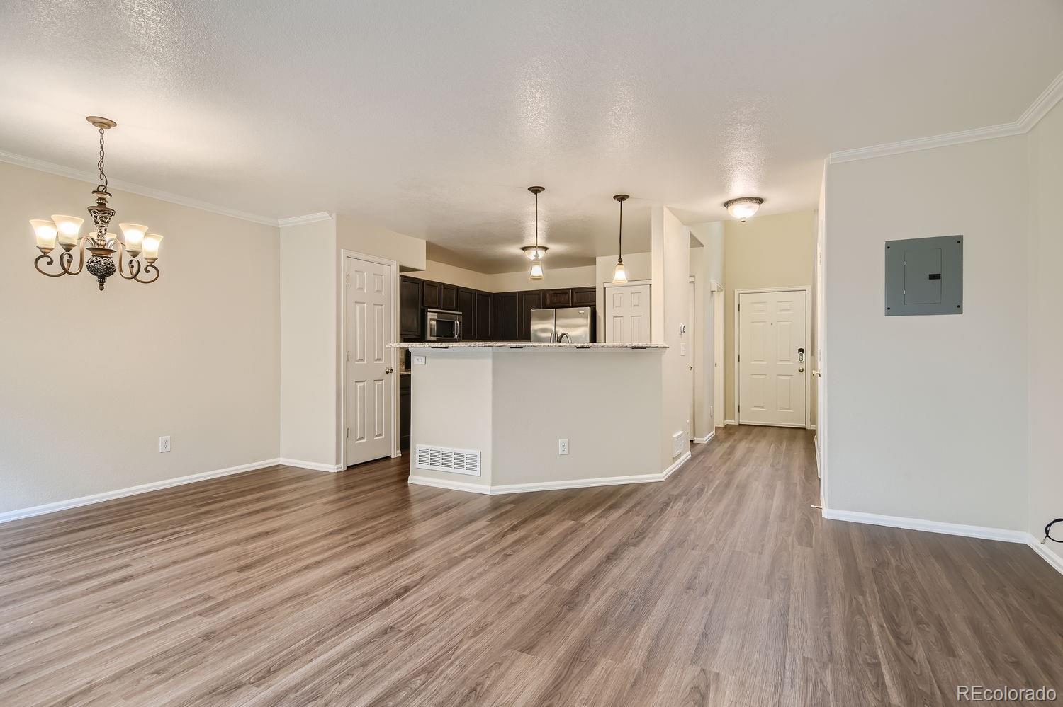 MLS Image #4 for 1127 s ventura circle b,aurora, Colorado