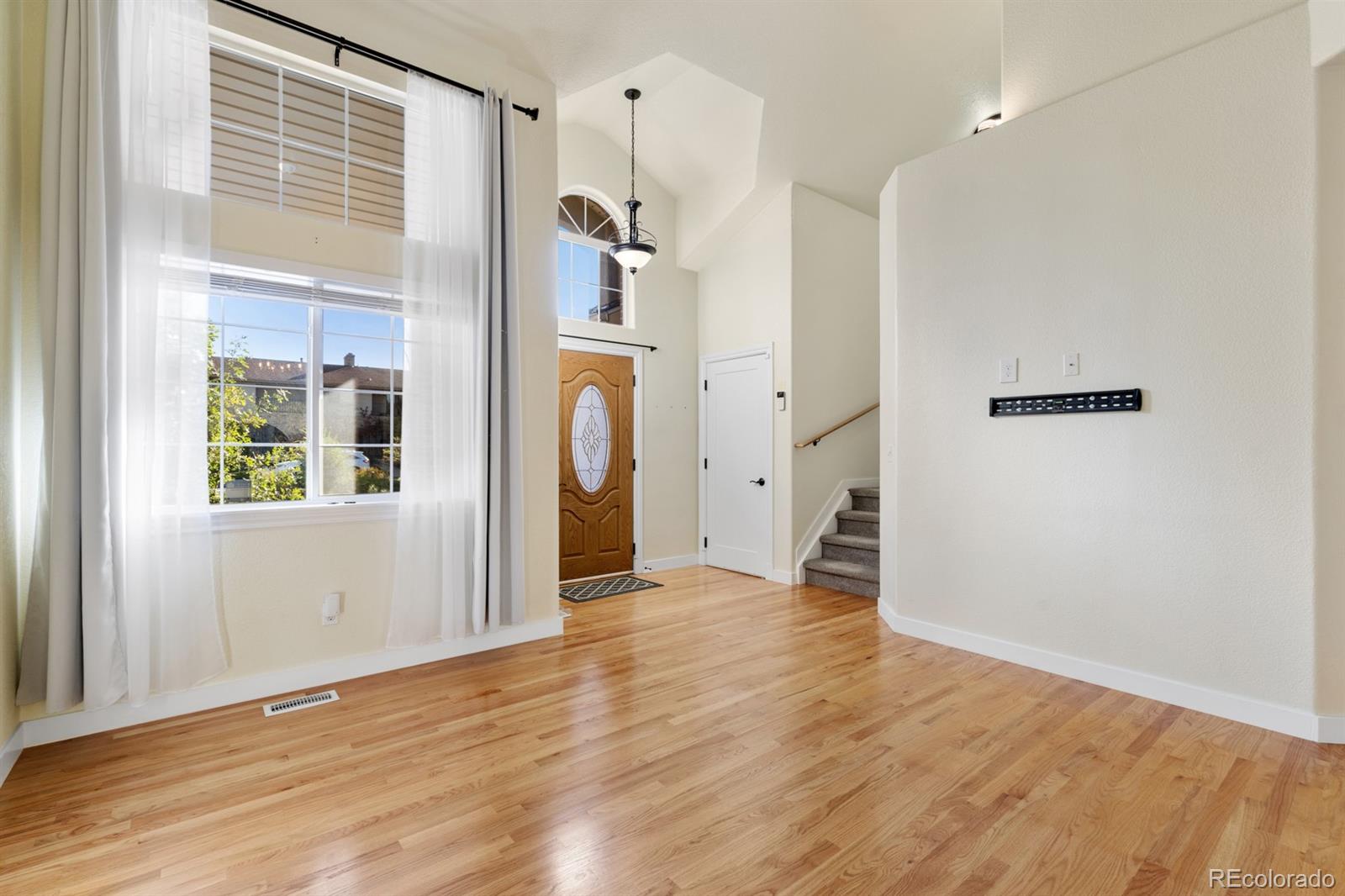 MLS Image #2 for 3501 s ivanhoe street,denver, Colorado