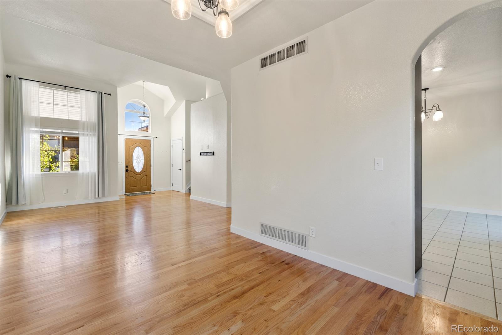 MLS Image #5 for 3501 s ivanhoe street,denver, Colorado