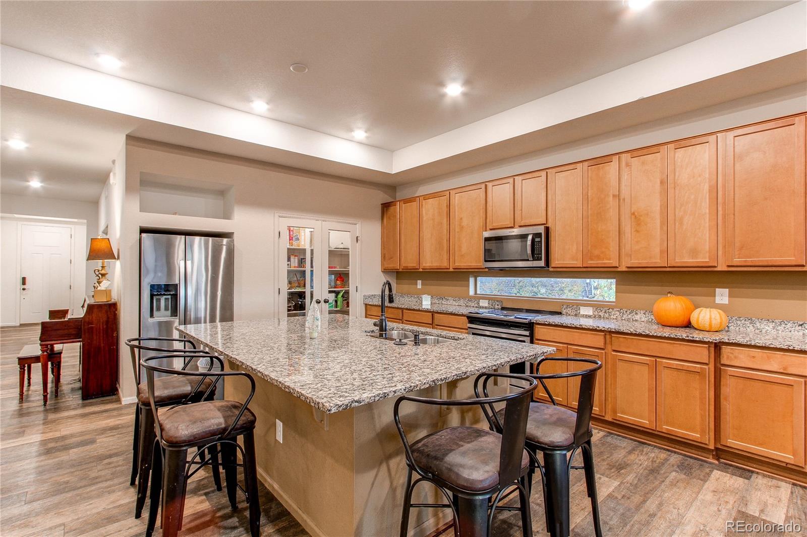 MLS Image #5 for 10303  pitkin court,commerce city, Colorado