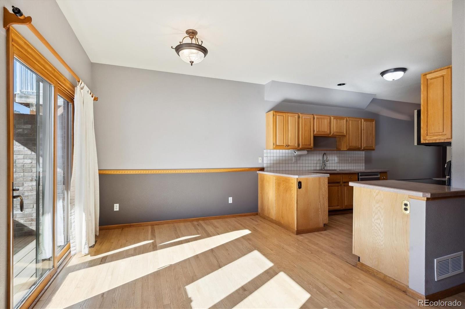 MLS Image #7 for 1104  maple street 4,golden, Colorado