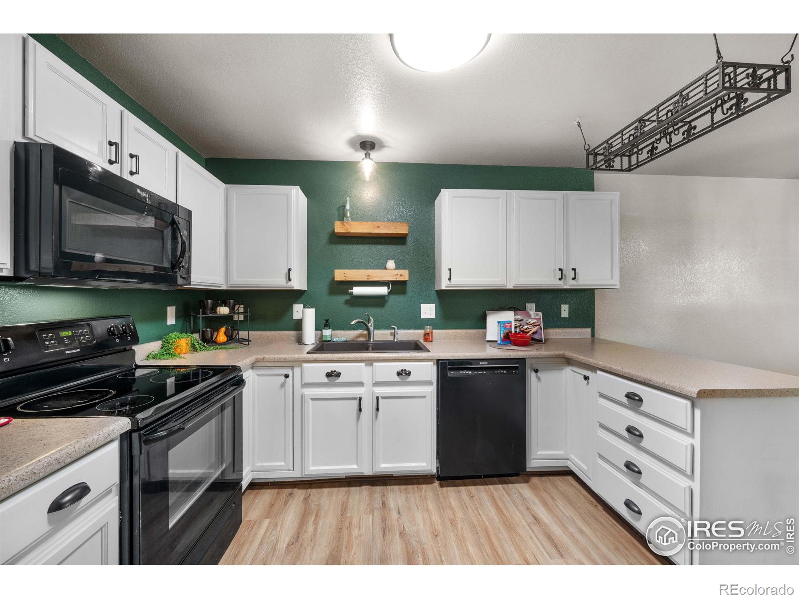 MLS Image #13 for 1601  great western drive,longmont, Colorado