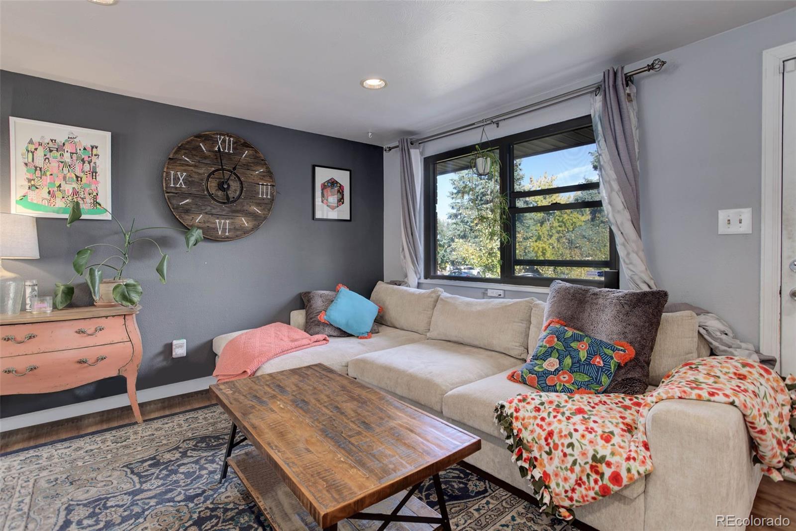 MLS Image #7 for 245 s meade street,denver, Colorado