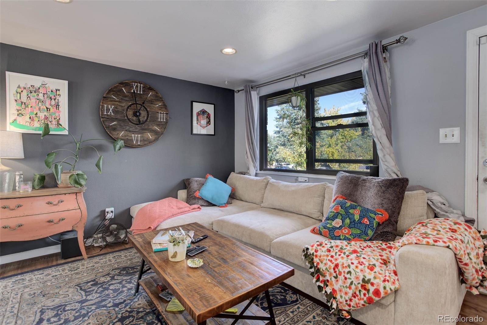 MLS Image #9 for 245 s meade street,denver, Colorado