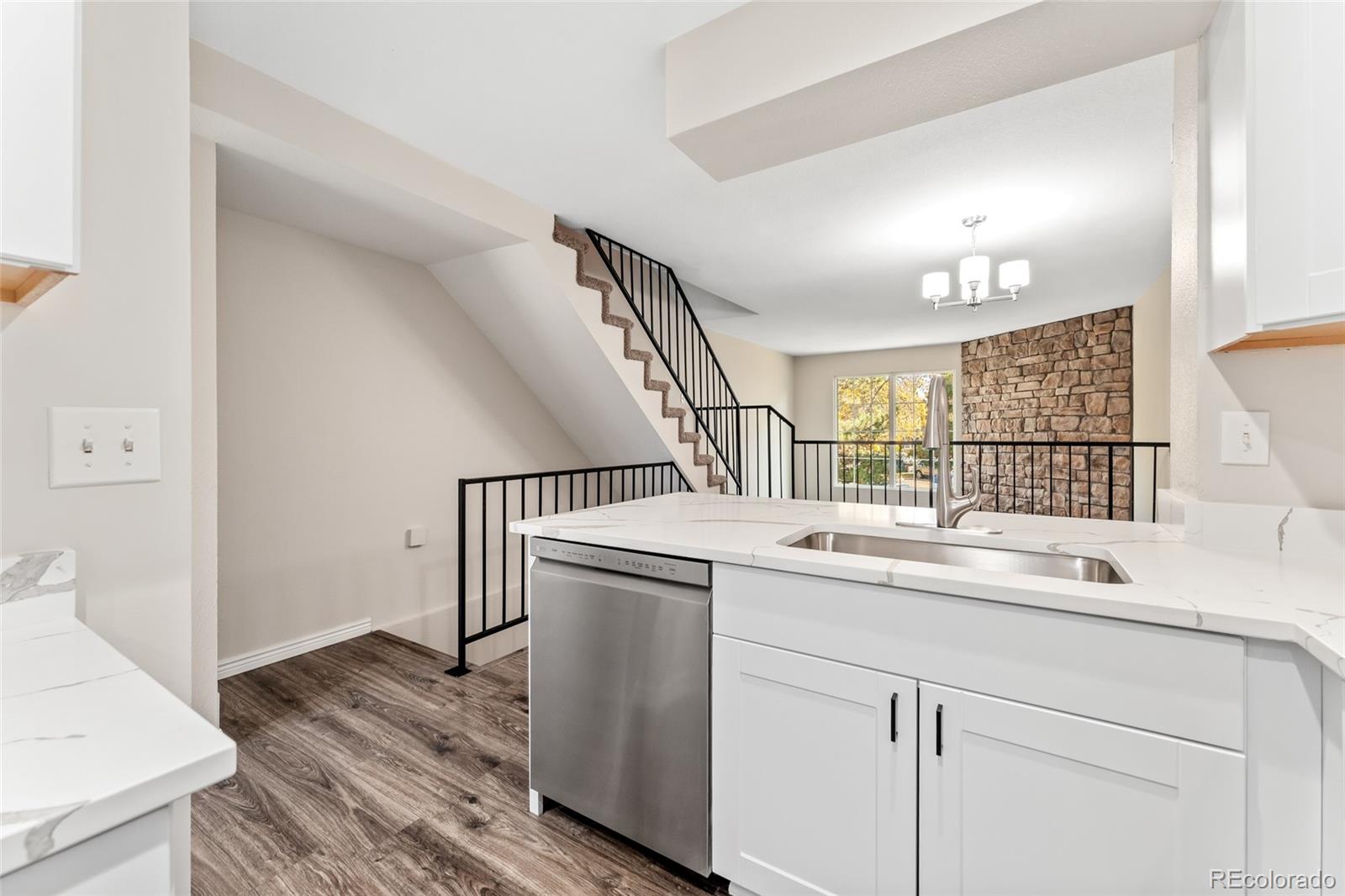 MLS Image #10 for 9982 w cornell place,lakewood, Colorado