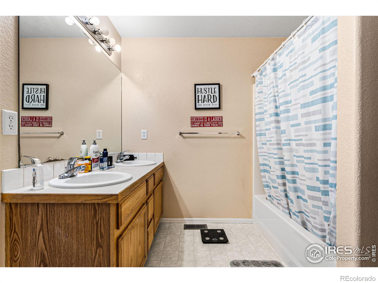 MLS Image #22 for 3736  homestead drive,mead, Colorado