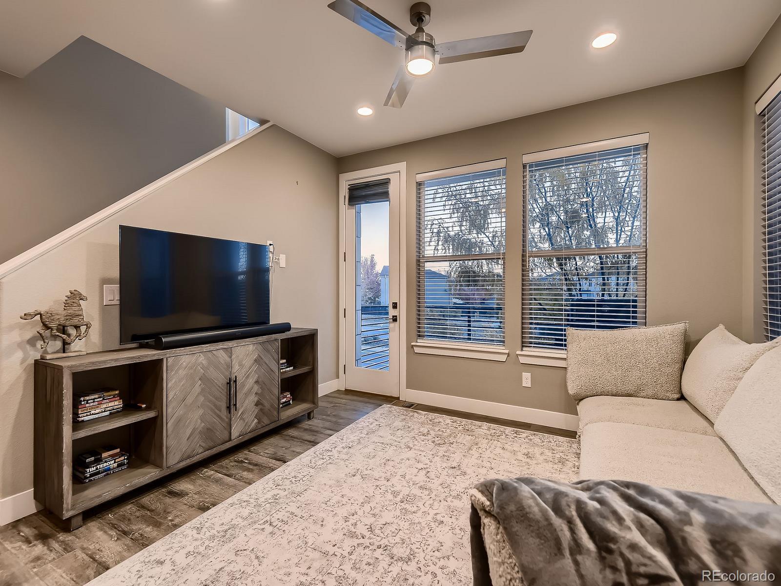 MLS Image #10 for 15818 e broncos place,englewood, Colorado