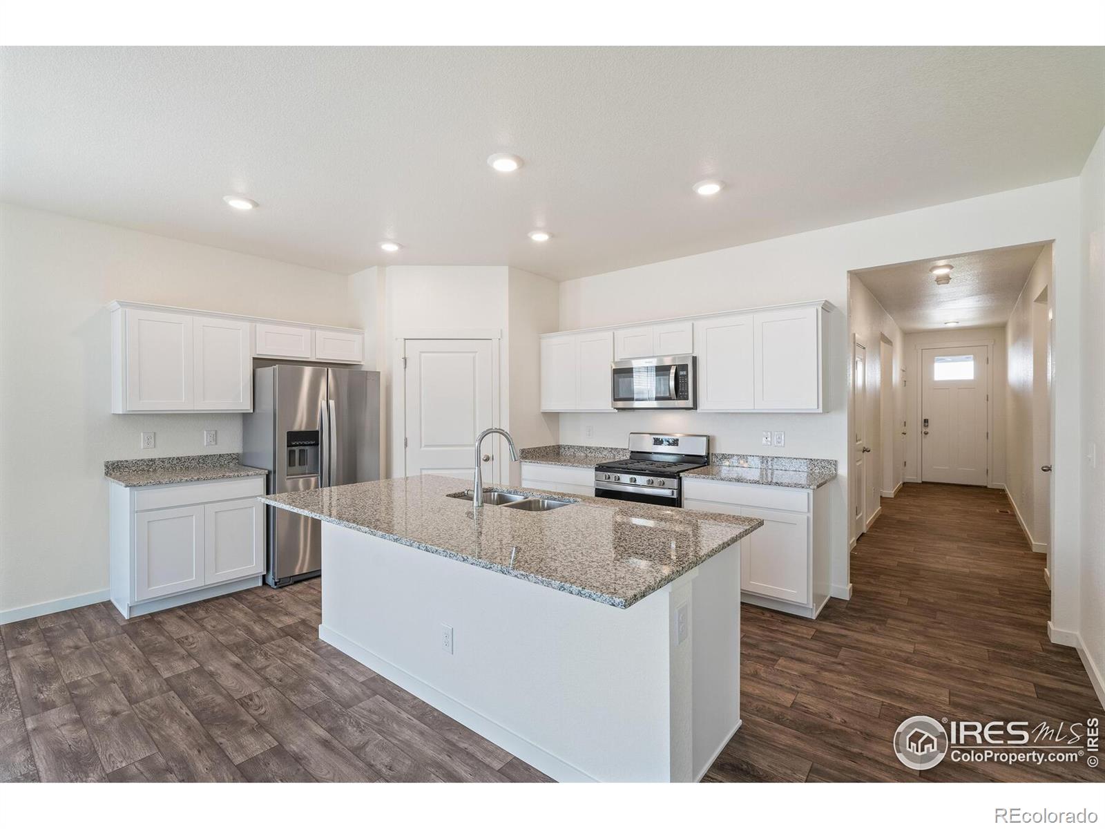 MLS Image #19 for 13705  siltstone place,mead, Colorado