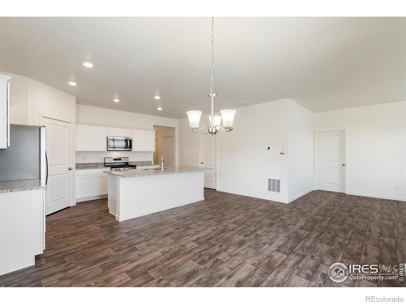 MLS Image #9 for 13705  siltstone place,mead, Colorado