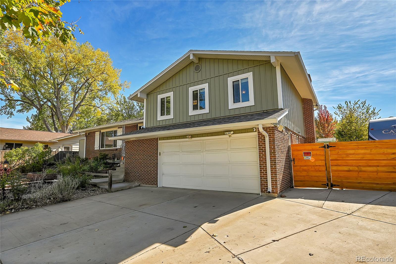 MLS Image #3 for 12016 e montana place,aurora, Colorado