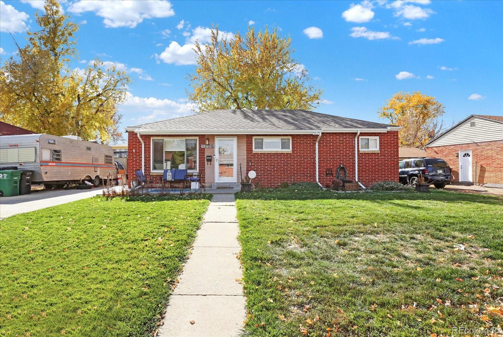 MLS Image #2 for 1375 s vrain way,denver, Colorado