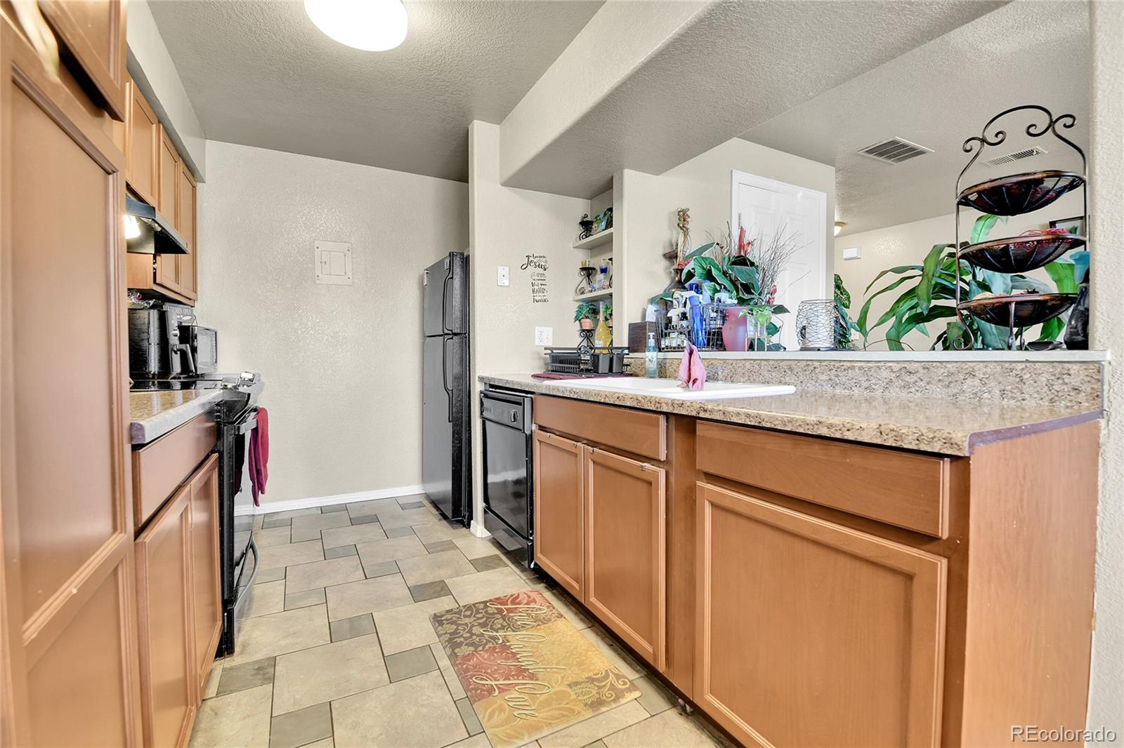 MLS Image #8 for 1172 s eagle circle b,aurora, Colorado