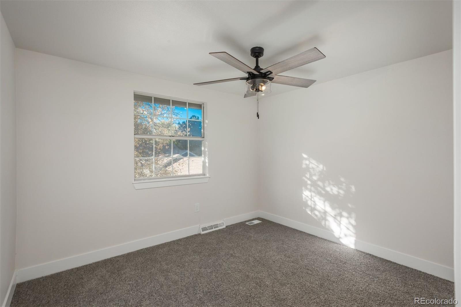 MLS Image #20 for 8632 e amherst drive,denver, Colorado