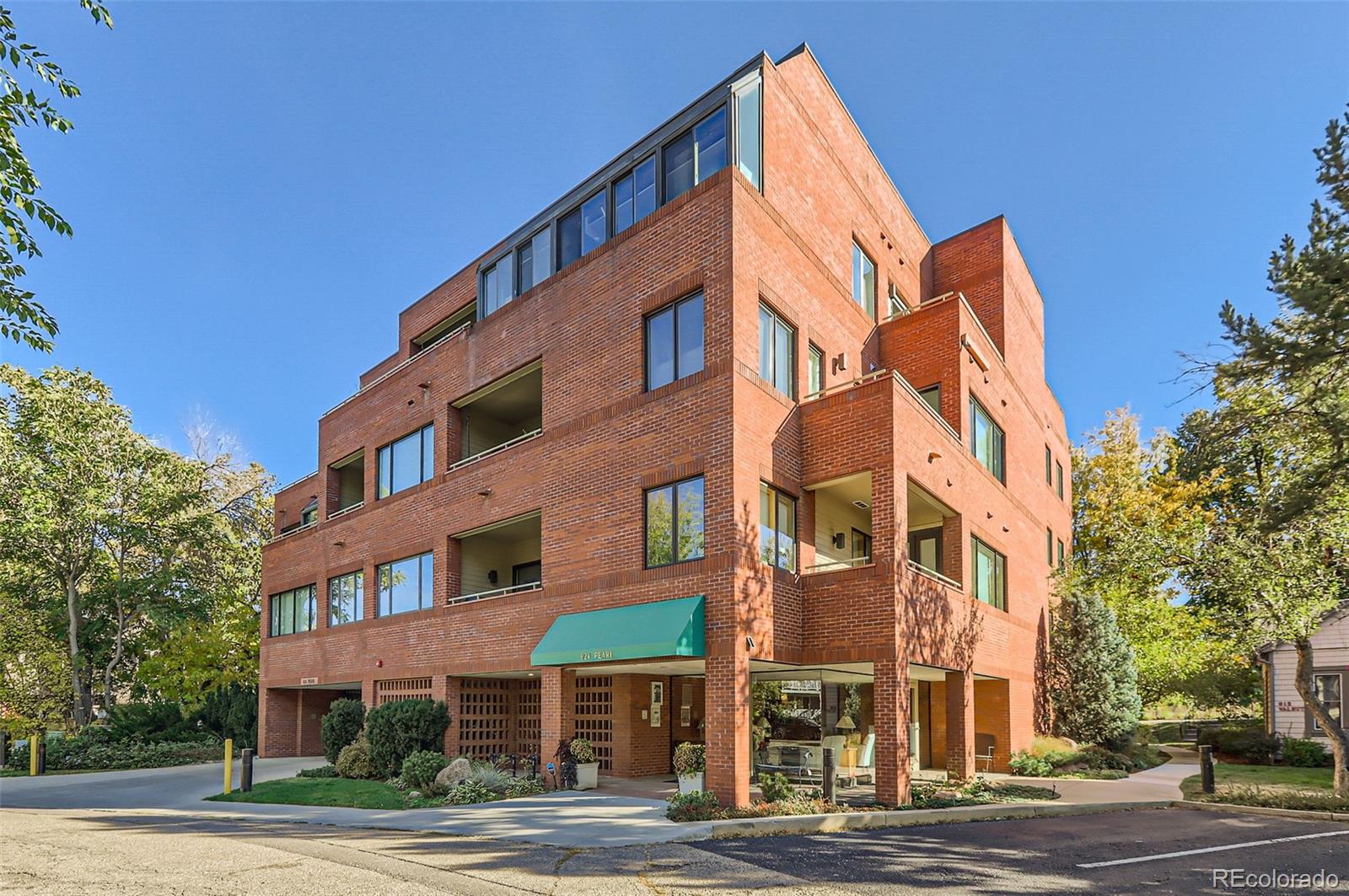 MLS Image #0 for 624  pearl street,boulder, Colorado