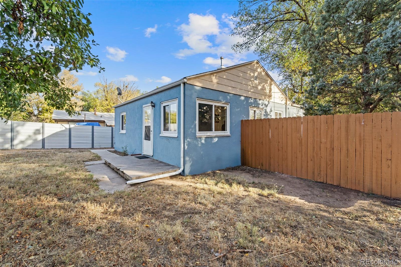 MLS Image #3 for 2219 e dale street,colorado springs, Colorado