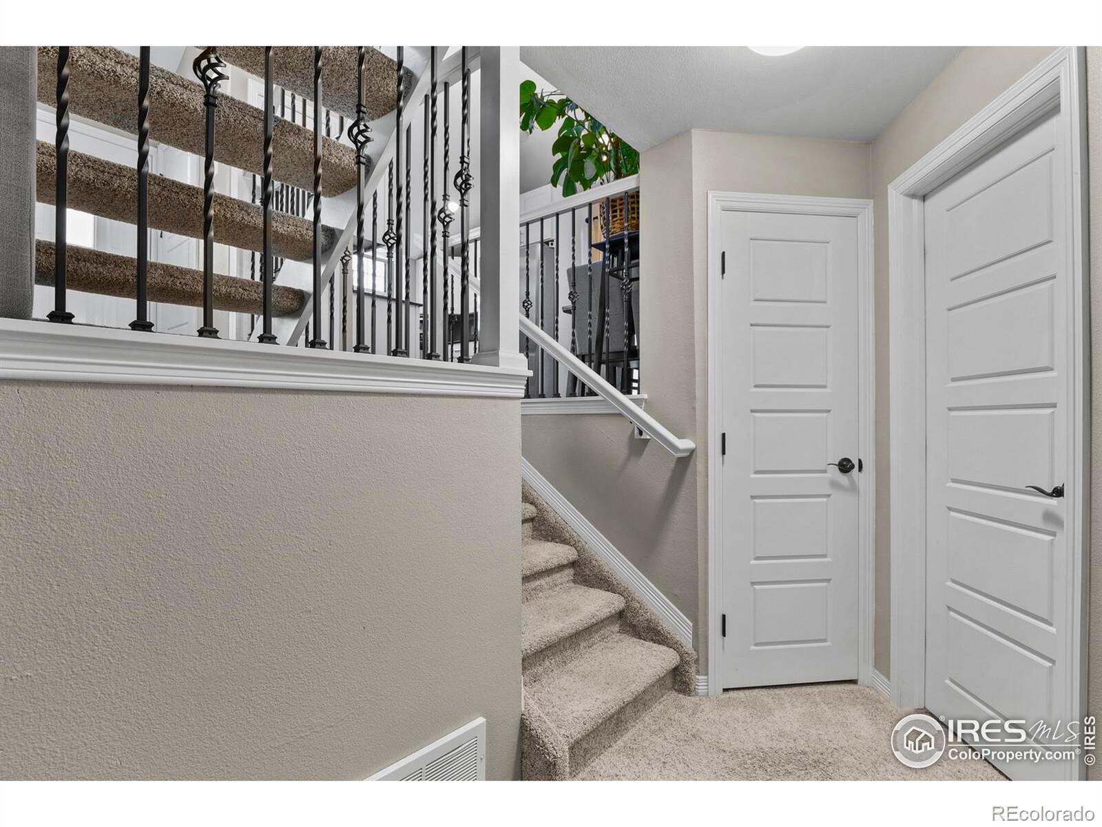 MLS Image #13 for 1152 s zeno way a,aurora, Colorado