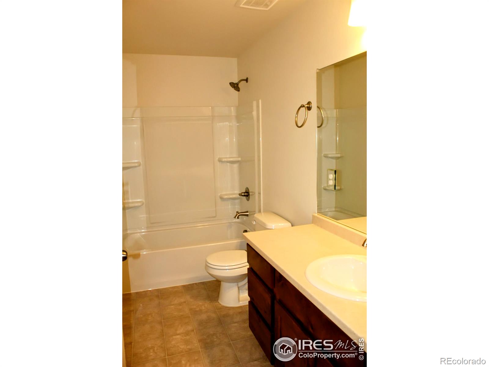 MLS Image #18 for 2370  candence lane,windsor, Colorado