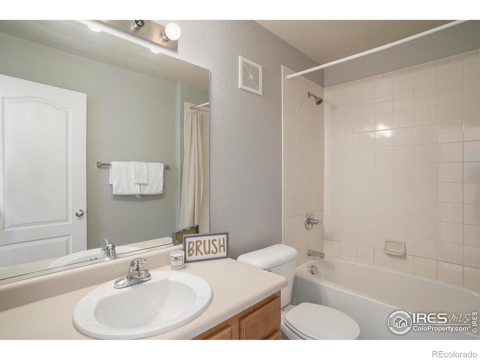 MLS Image #18 for 5551  29th street,greeley, Colorado