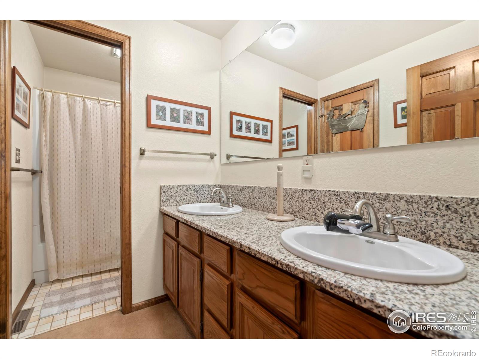 MLS Image #22 for 307  brewster lane,livermore, Colorado