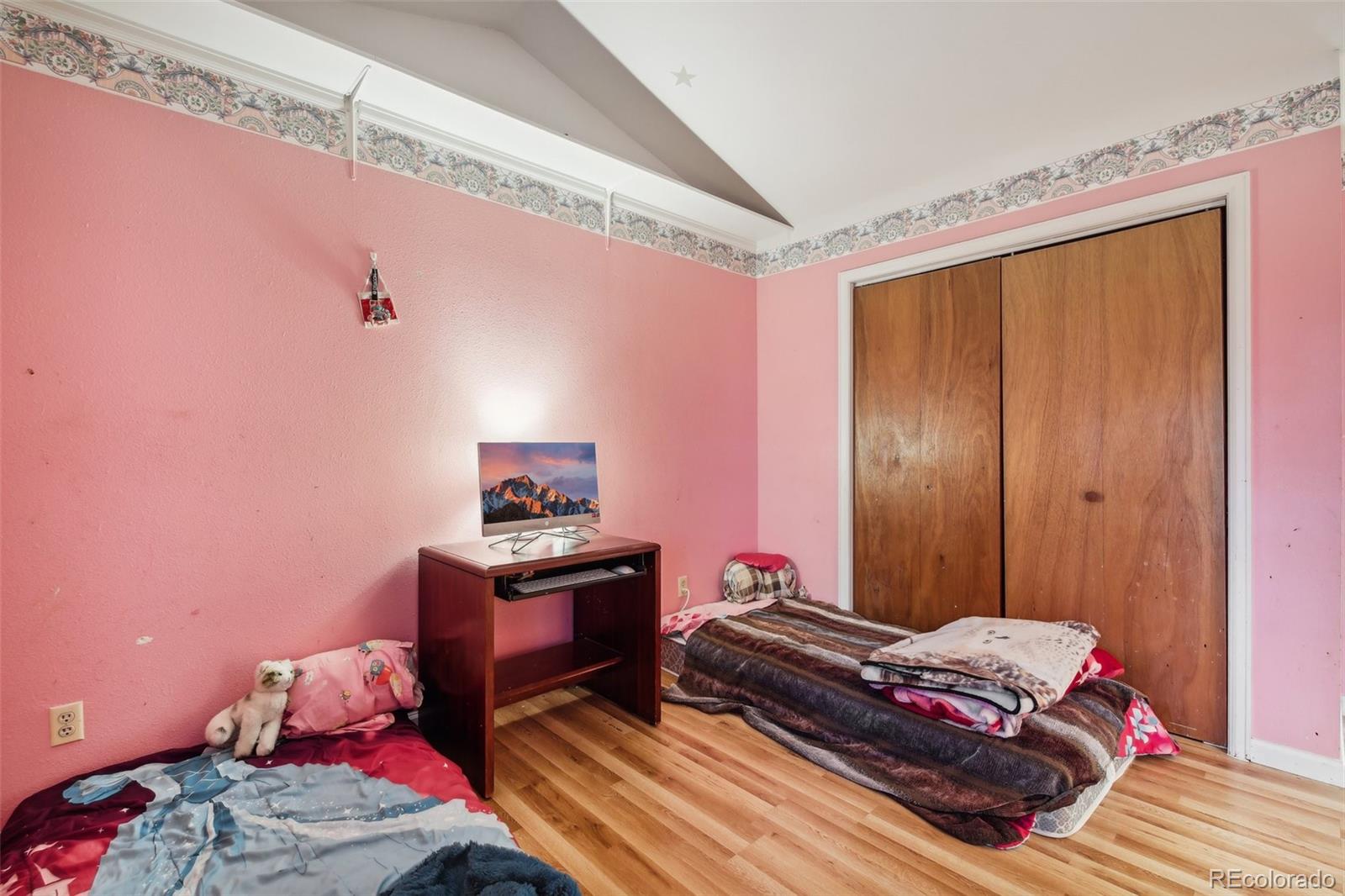 MLS Image #11 for 1340  xanthia street,denver, Colorado