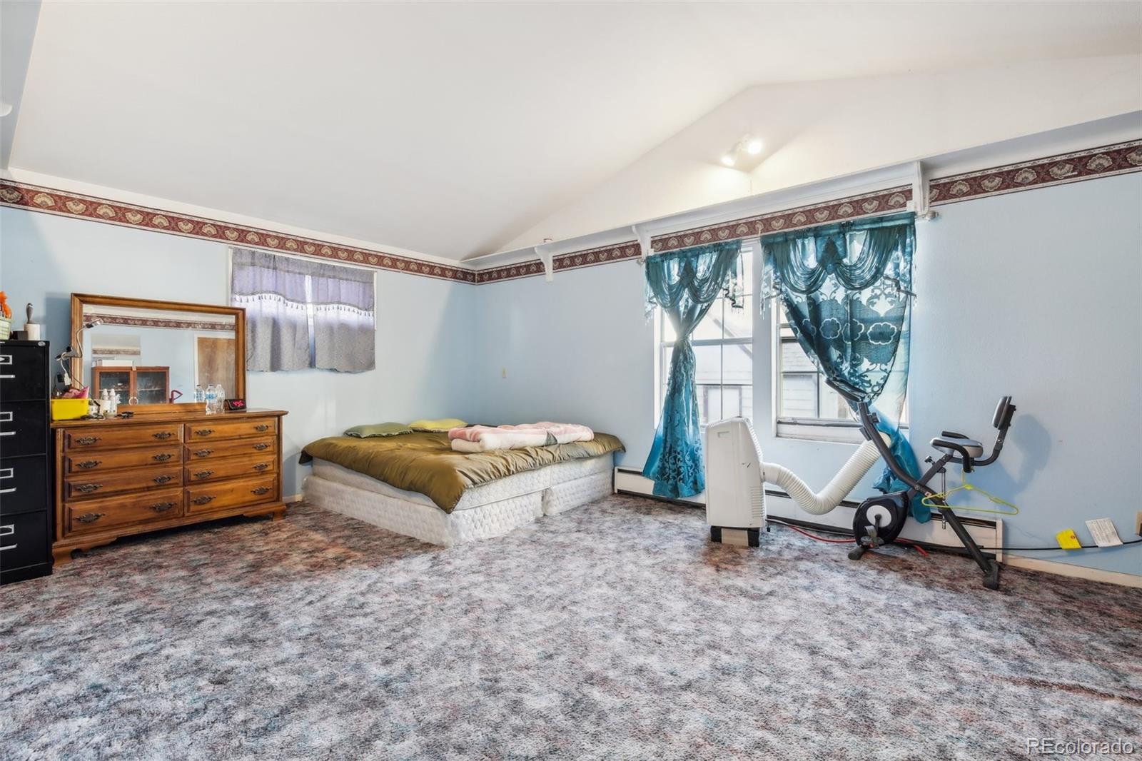 MLS Image #19 for 1340  xanthia street,denver, Colorado