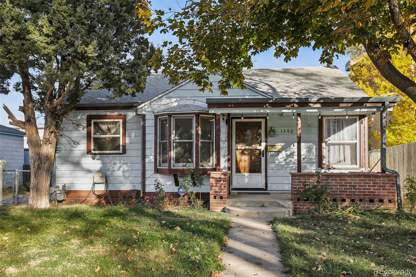 MLS Image #2 for 1340  xanthia street,denver, Colorado