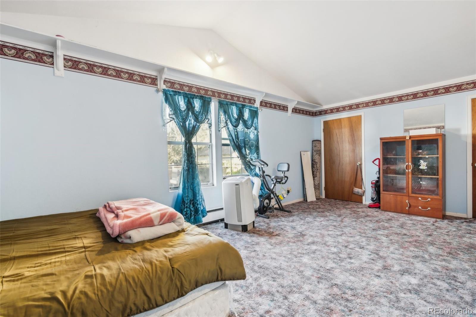 MLS Image #20 for 1340  xanthia street,denver, Colorado