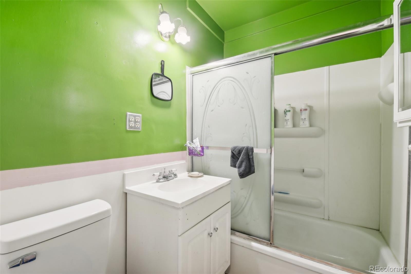 MLS Image #21 for 1340  xanthia street,denver, Colorado