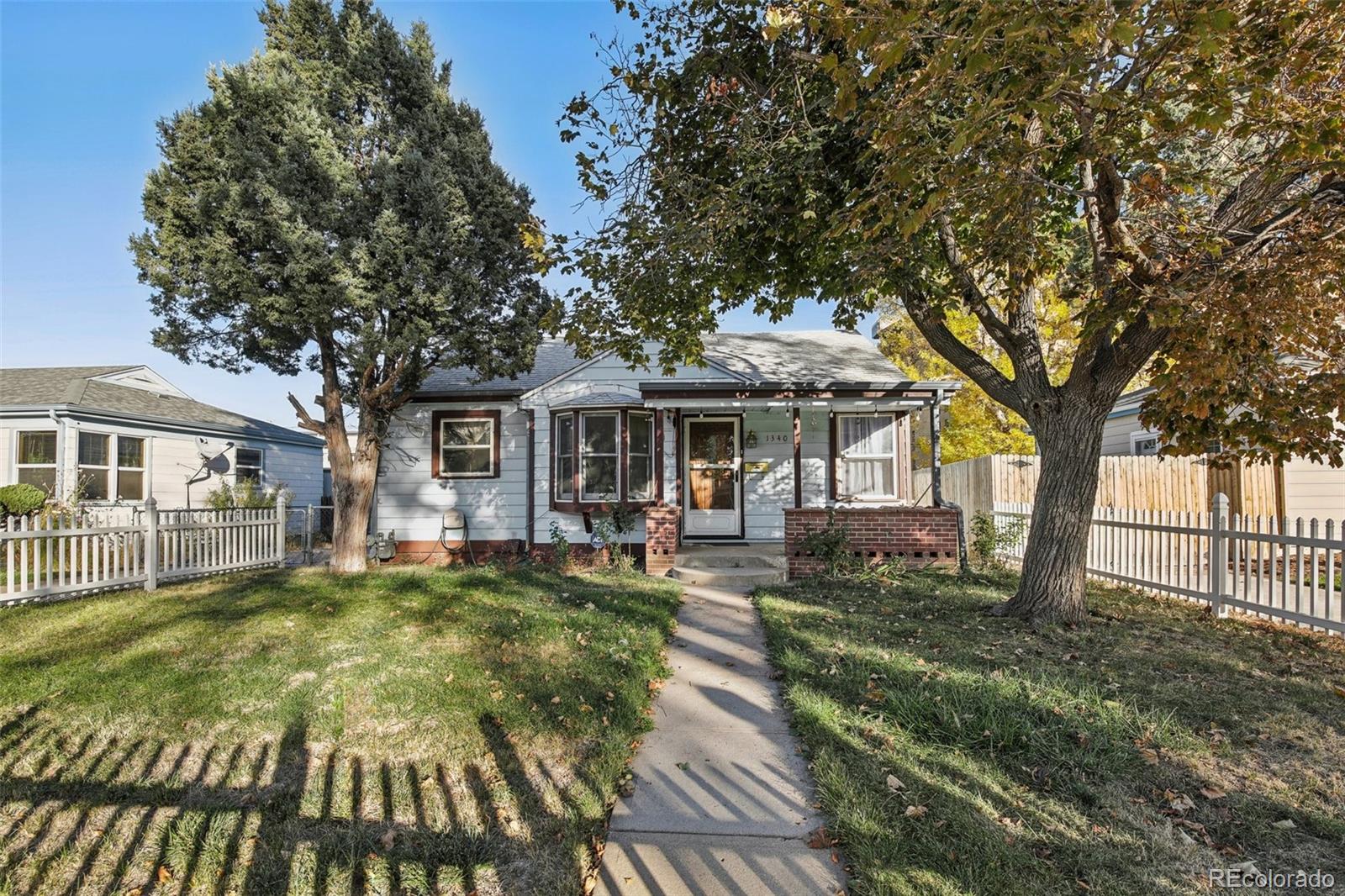 MLS Image #33 for 1340  xanthia street,denver, Colorado