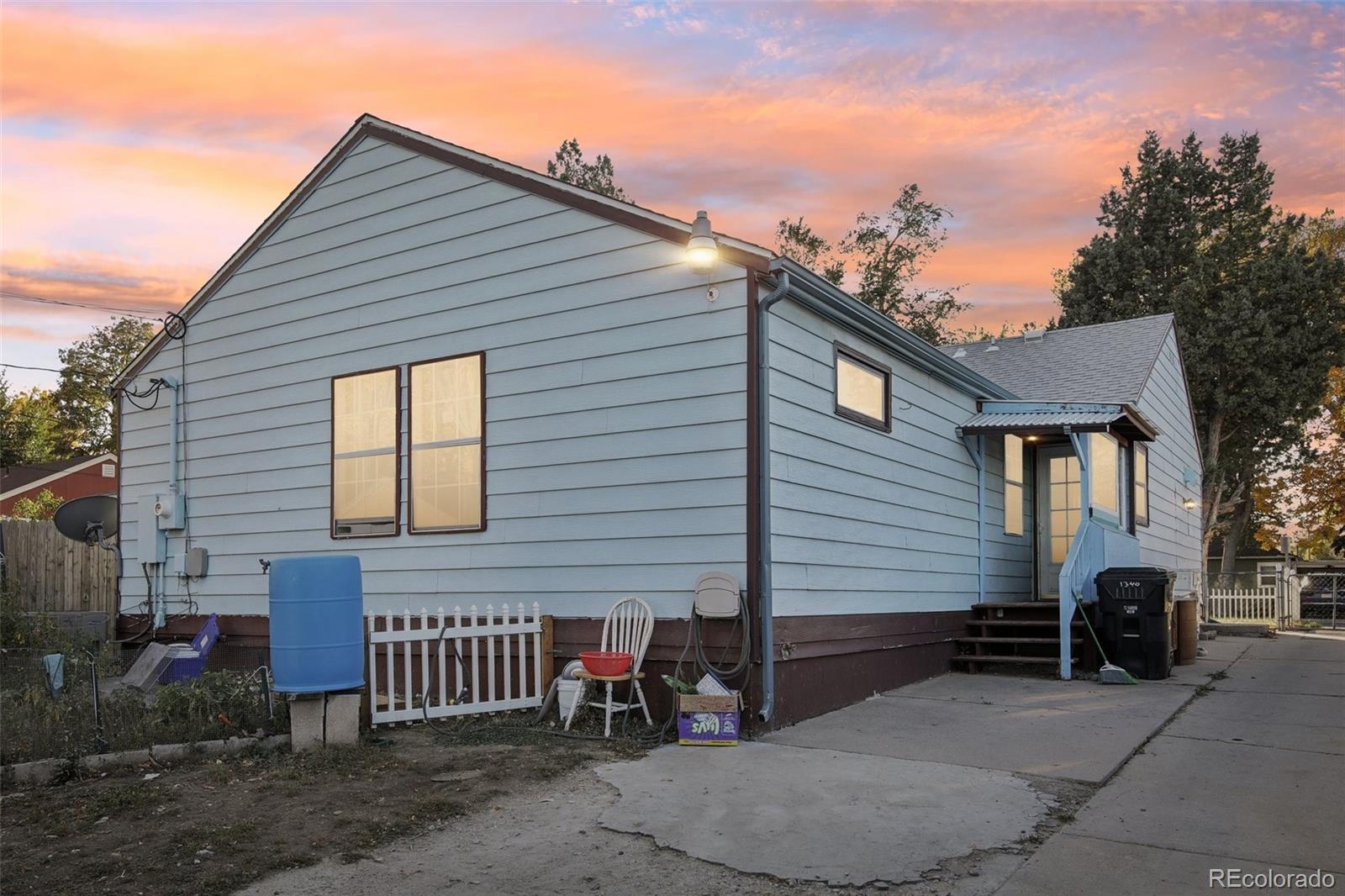 MLS Image #38 for 1340  xanthia street,denver, Colorado