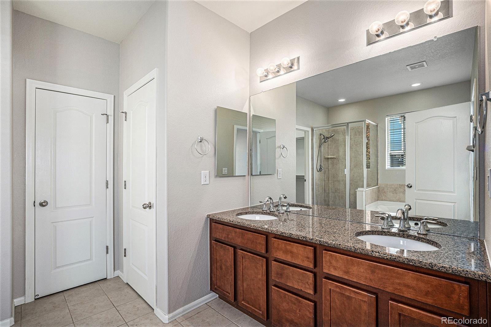 MLS Image #17 for 25857 e maple place,aurora, Colorado