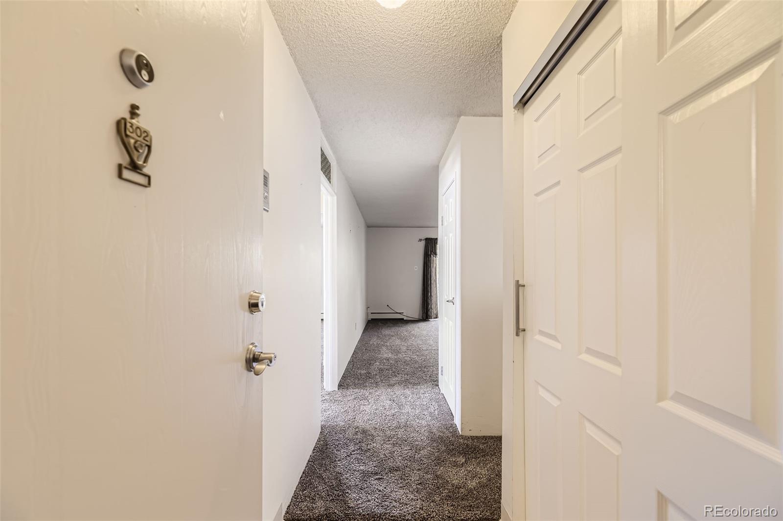 MLS Image #4 for 3184 s heather gardens way,aurora, Colorado