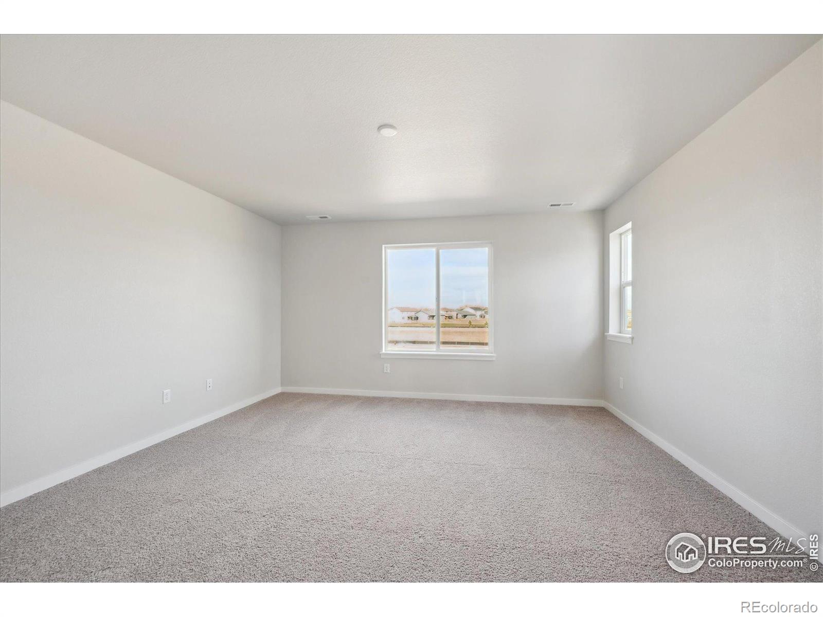 MLS Image #16 for 918  hummocky way,windsor, Colorado