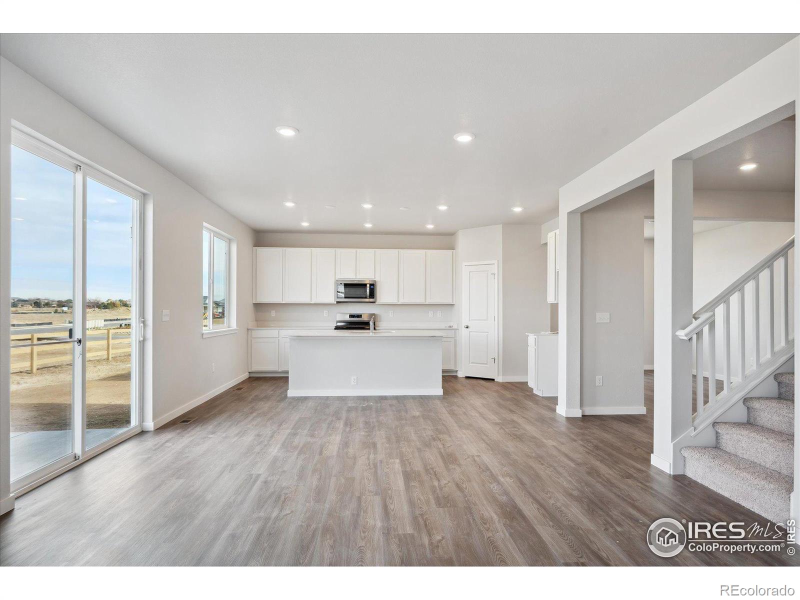 MLS Image #8 for 918  hummocky way,windsor, Colorado