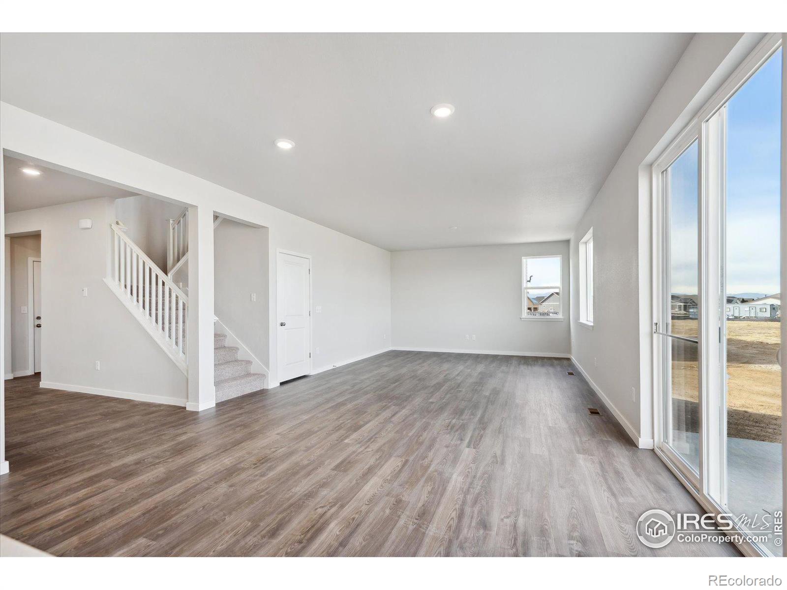 MLS Image #9 for 918  hummocky way,windsor, Colorado