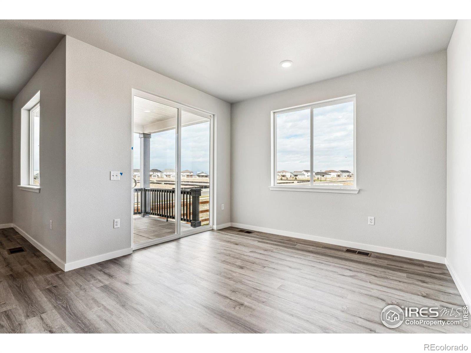 MLS Image #15 for 888  hummocky way,windsor, Colorado