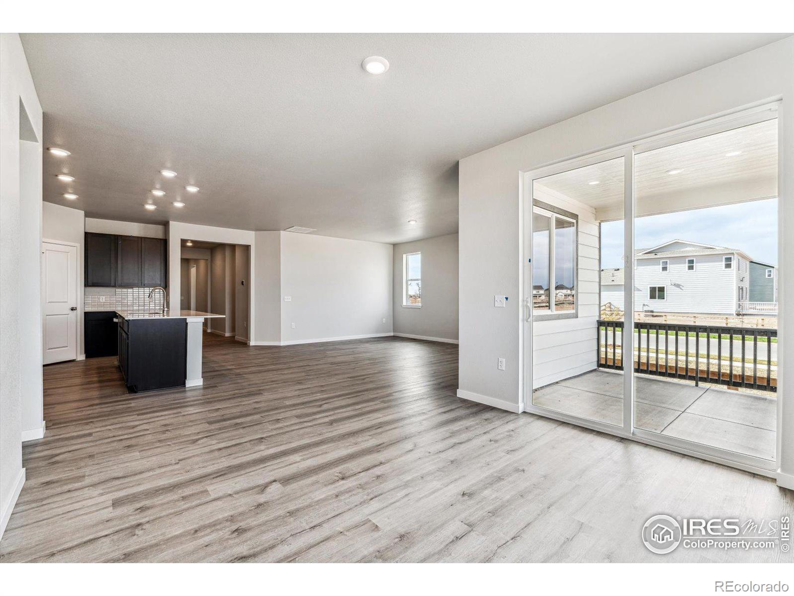 MLS Image #18 for 888  hummocky way,windsor, Colorado