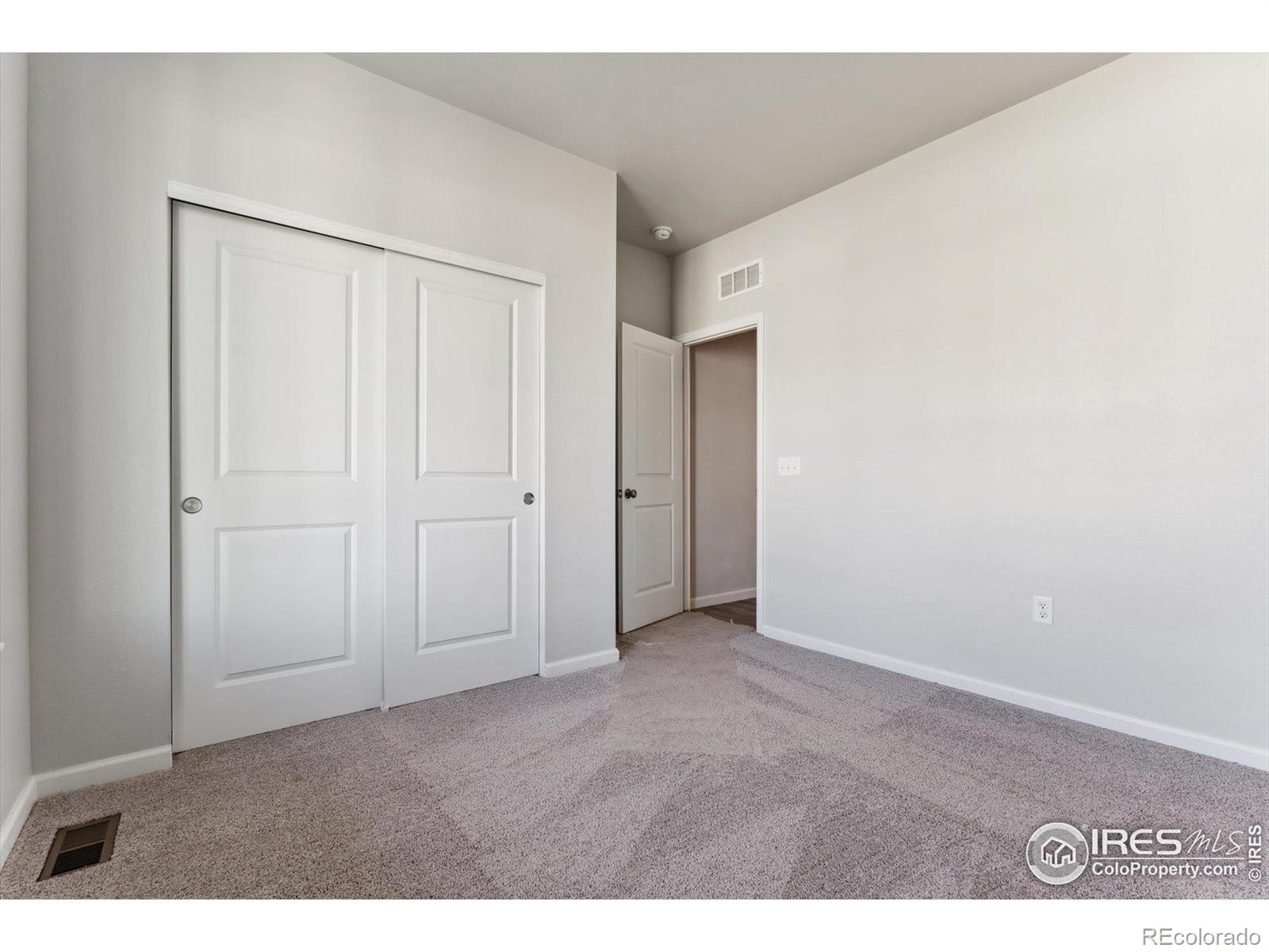 MLS Image #5 for 869  hummocky way,windsor, Colorado