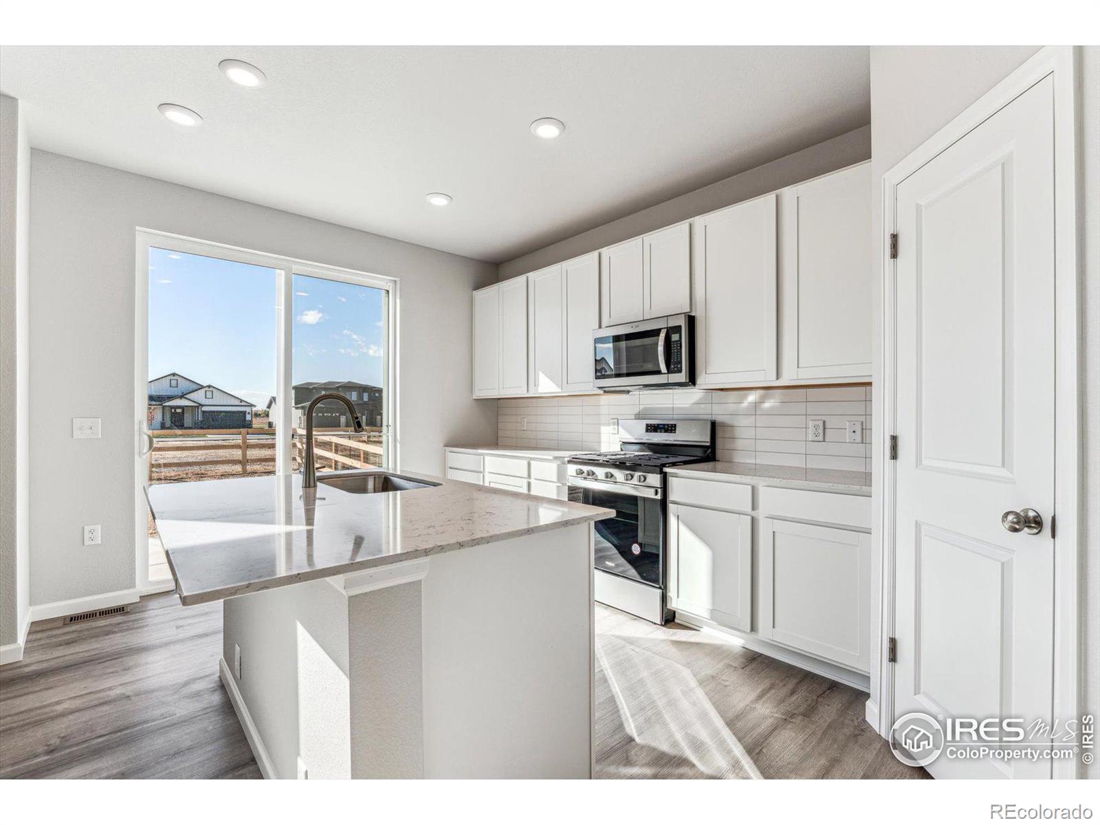 MLS Image #10 for 877  hummocky way,windsor, Colorado