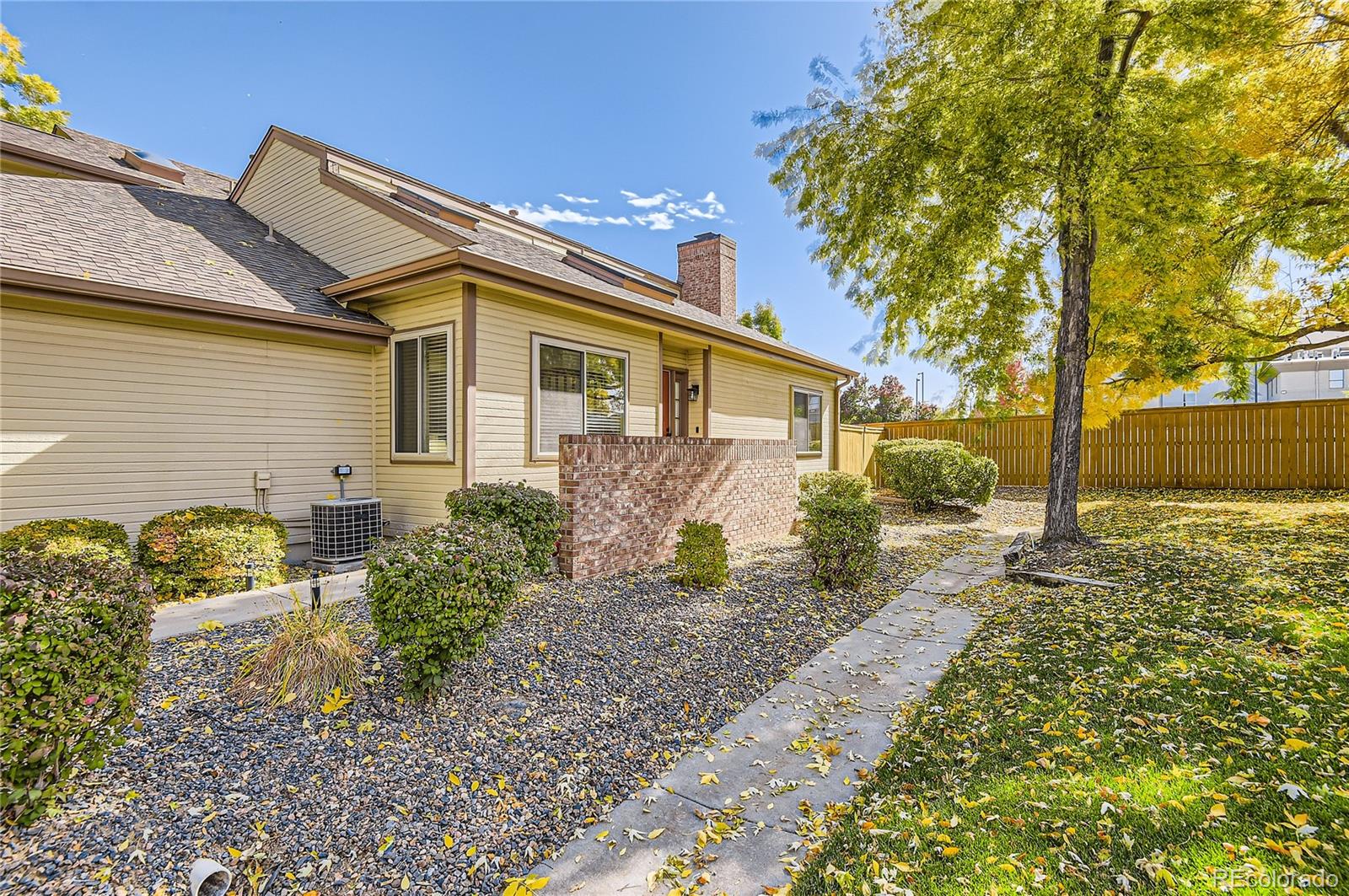 MLS Image #2 for 3932 e weaver avenue,centennial, Colorado