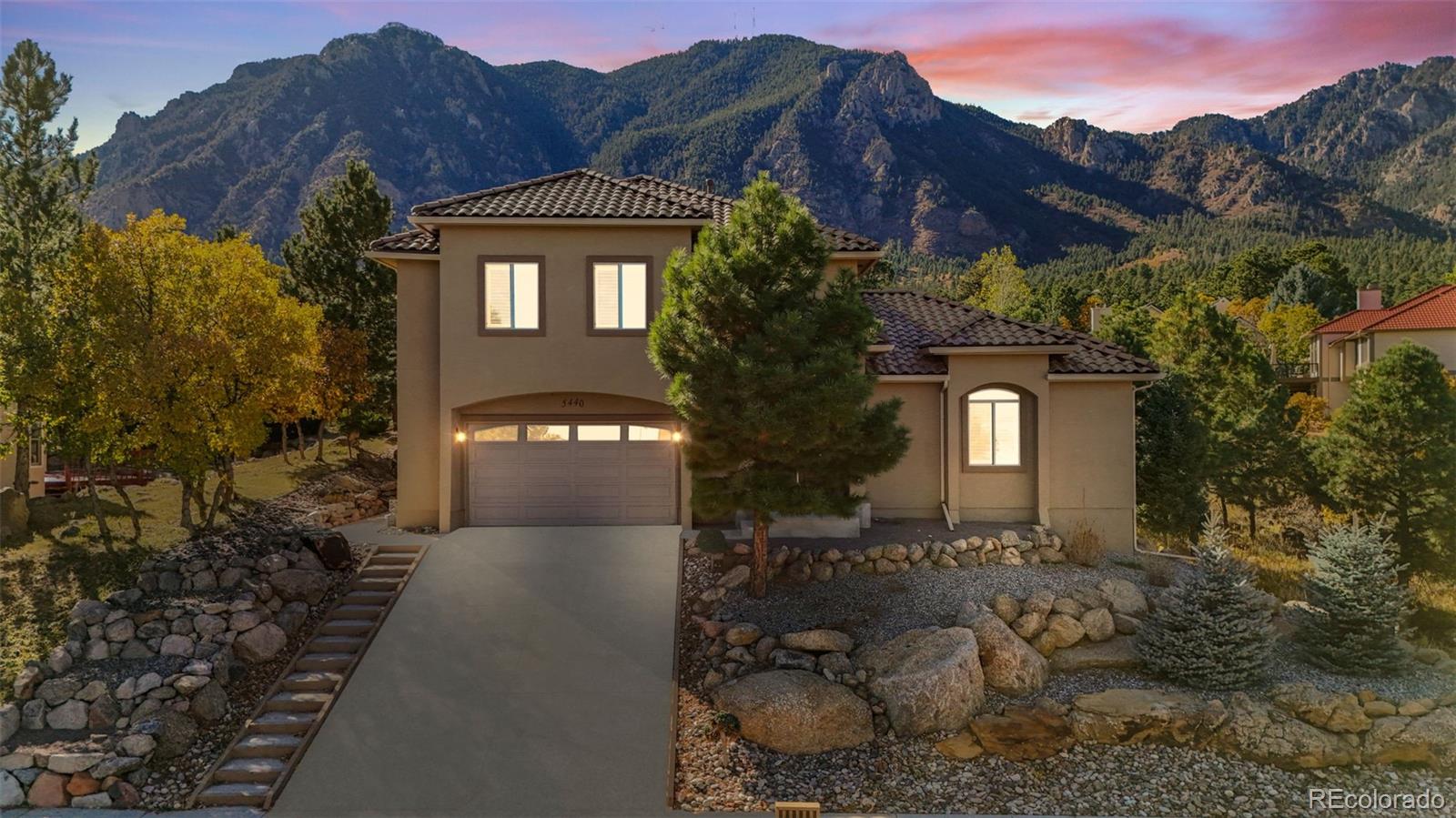 CMA Image for 5440  Broadmoor Bluffs Drive,Colorado Springs, Colorado