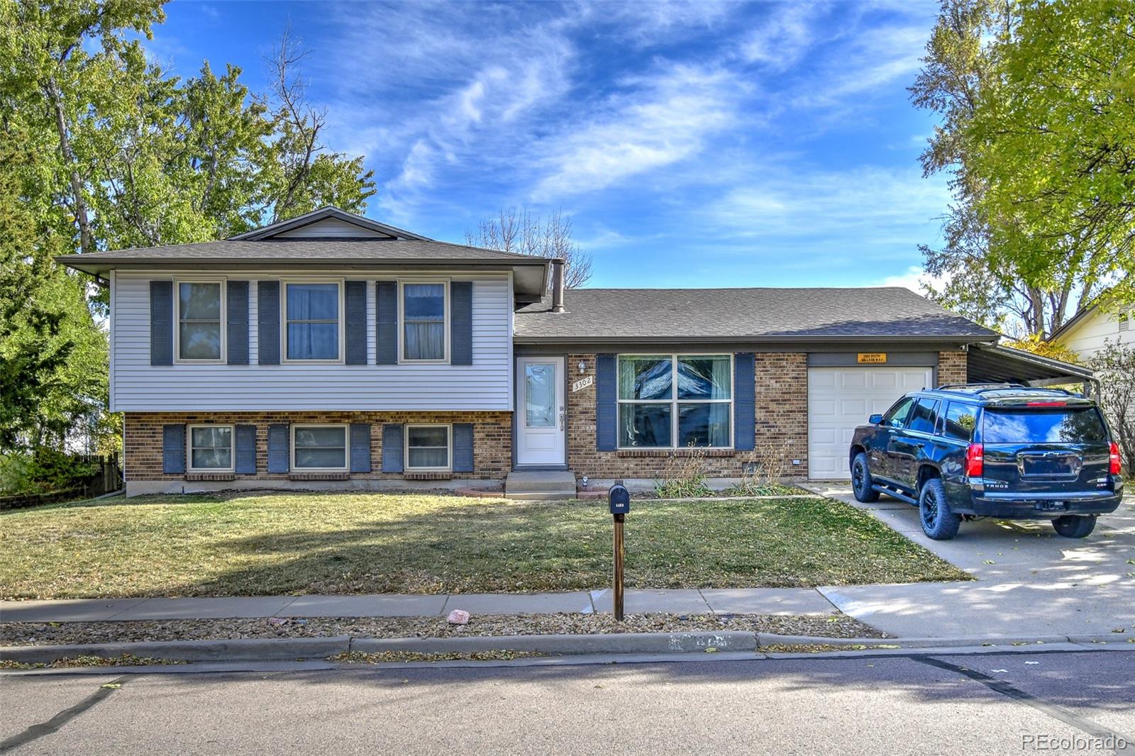 MLS Image #0 for 3302 s holland way,lakewood, Colorado