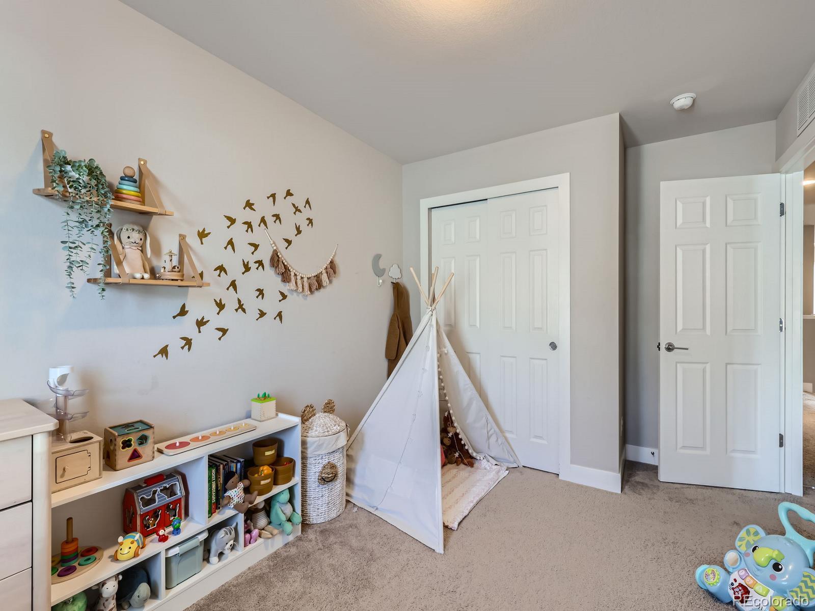 MLS Image #21 for 16057 e 47th place,denver, Colorado