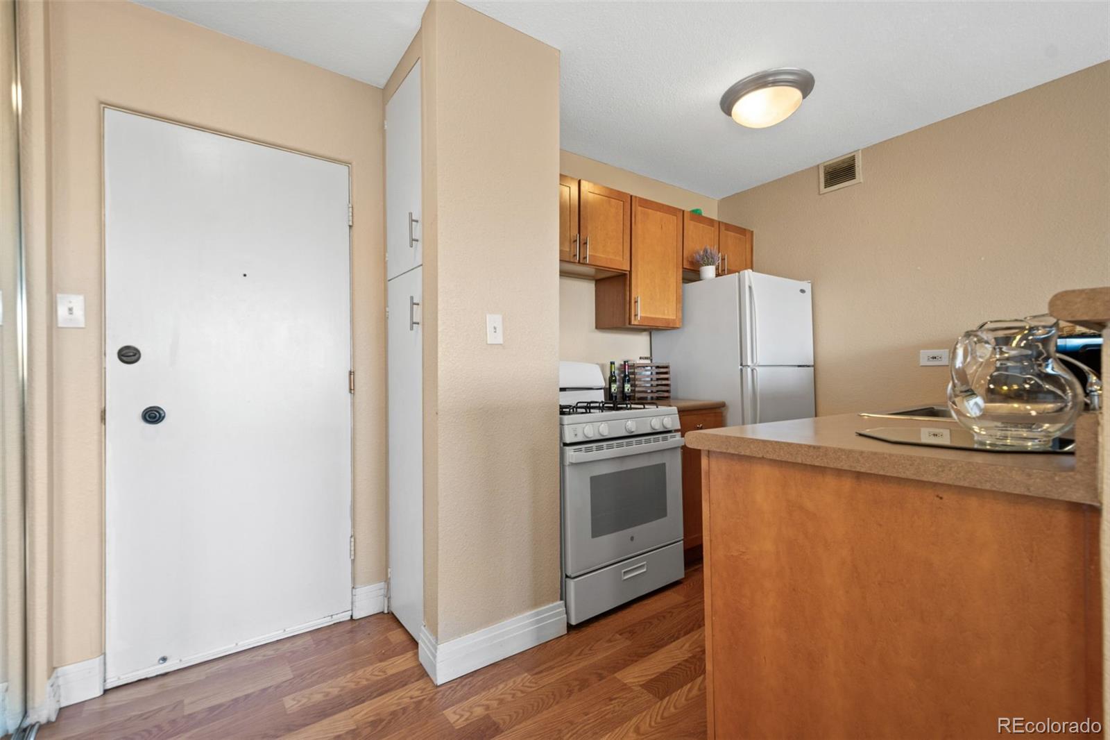 MLS Image #2 for 1196 n grant street 407,denver, Colorado