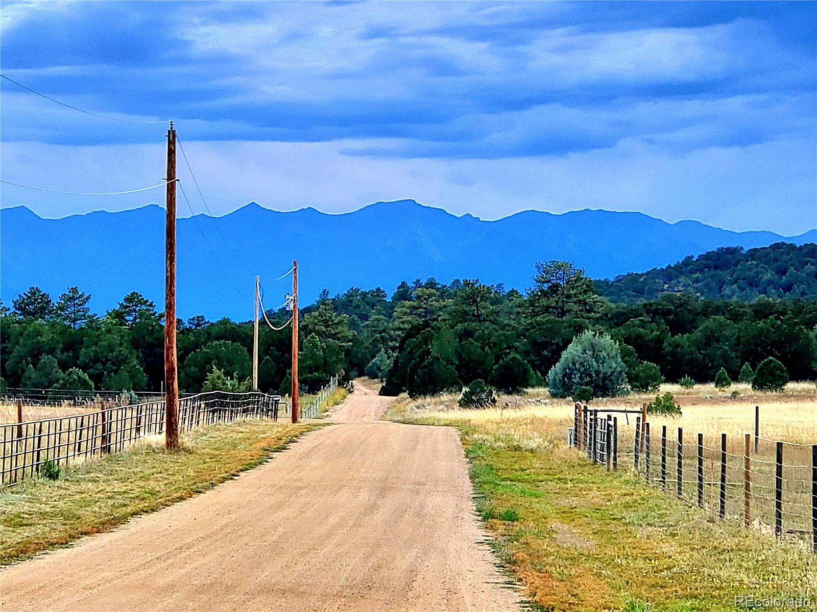 MLS Image #48 for 1226  e path ,cotopaxi, Colorado