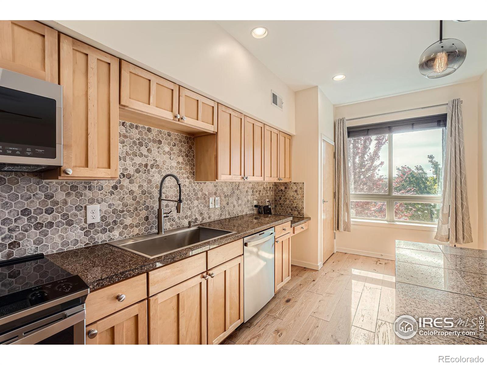 MLS Image #9 for 1053 w century drive,louisville, Colorado