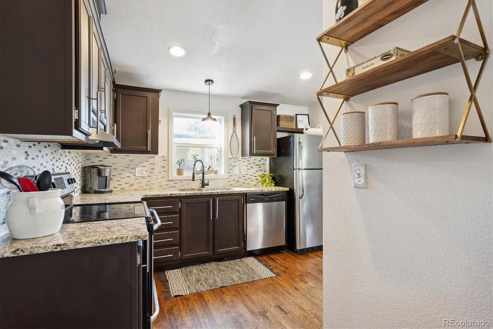 MLS Image #19 for 3094  ivanhoe street,denver, Colorado