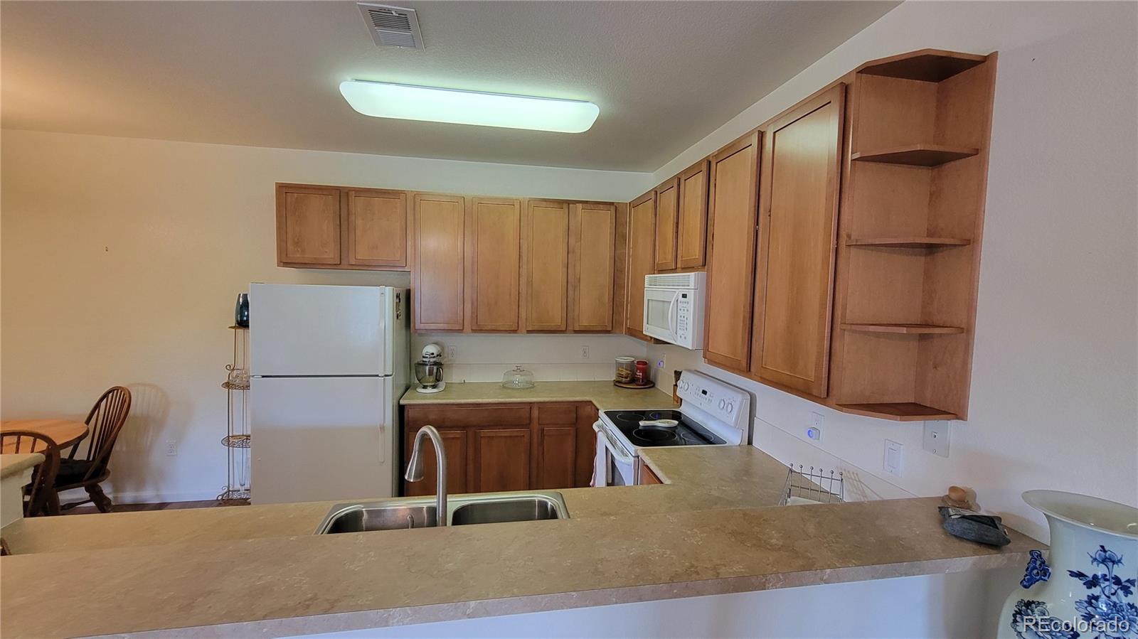 MLS Image #4 for 23455 e 5th place 104,aurora, Colorado